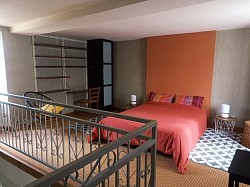 Chambre avec lit en 160cm de large