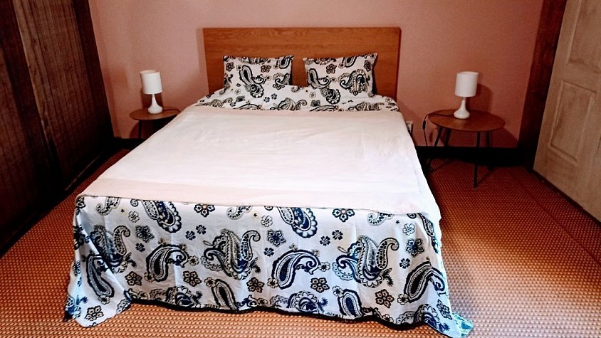 Chambre à l'etage de l'APPART.